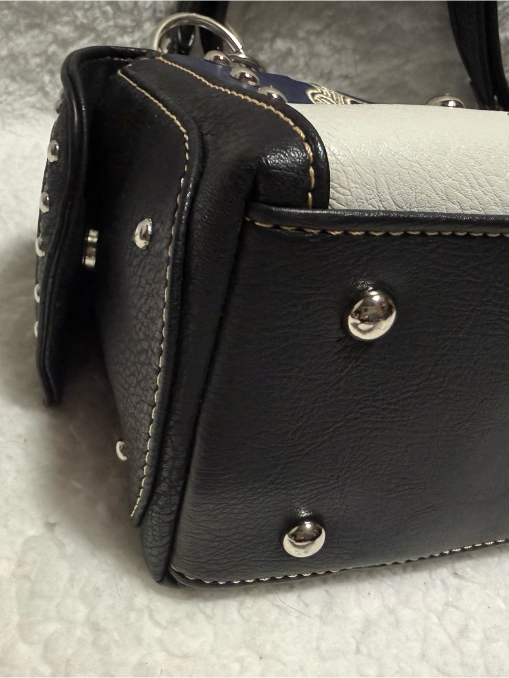Red, White & Blue Texas Star-Accent Women’s Shoulder Bag - Picture 7 of 12